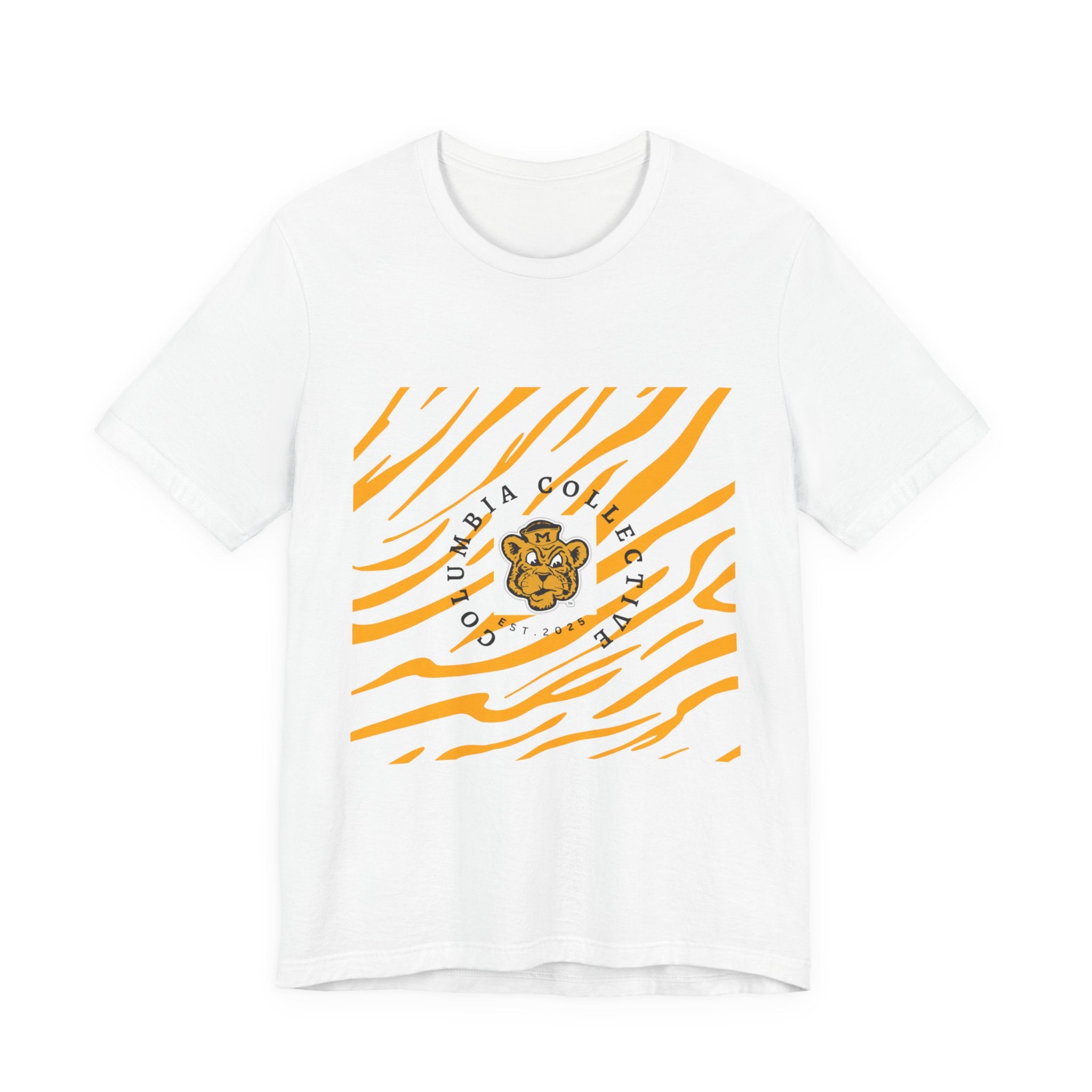 Cute Tiger Graphic Tee, Unisex Short Sleeve Shirt, Animal Lover Gift, Summer Wear, Fun Casual Top, Birthday Present